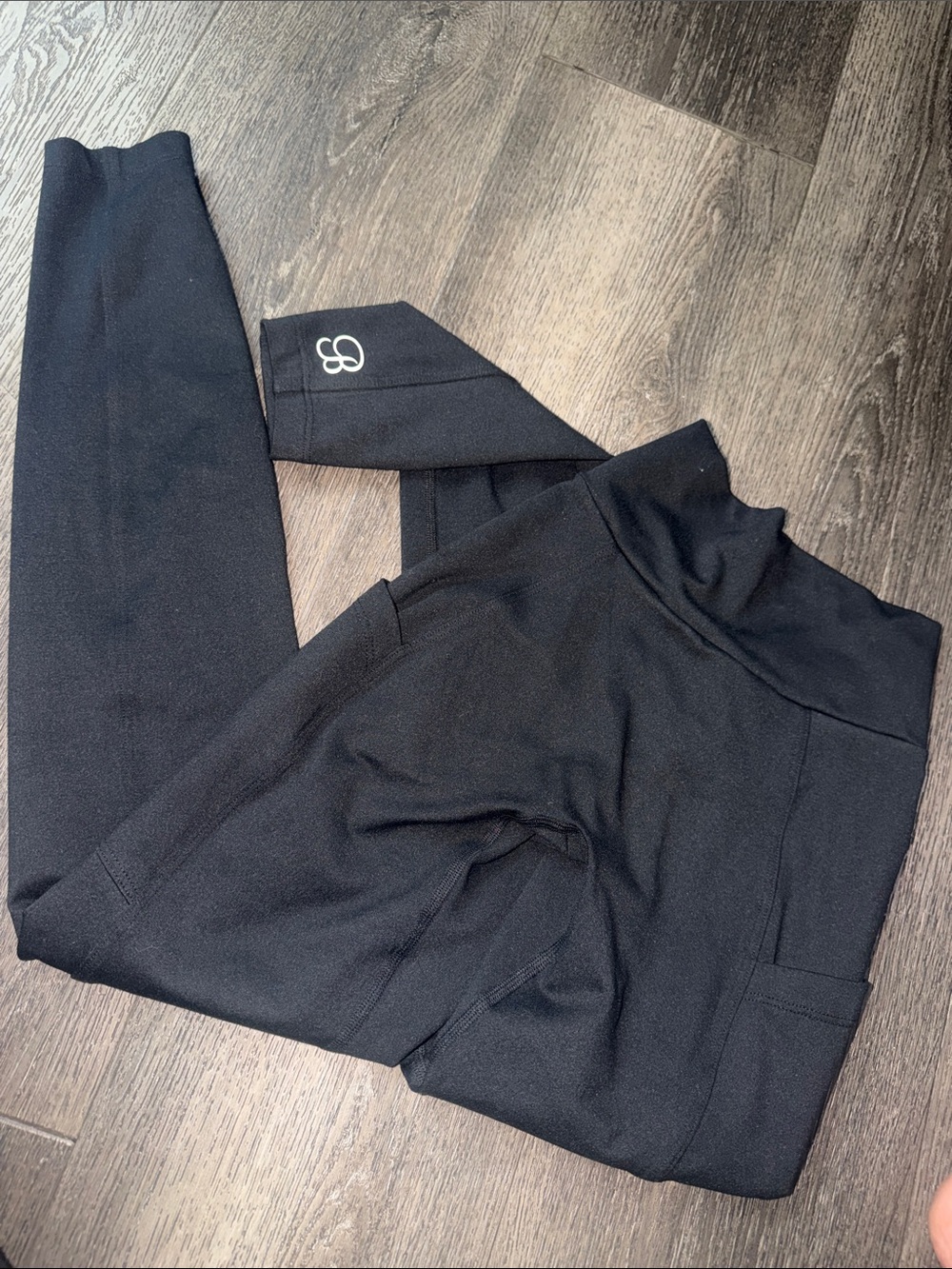 Bombshell sportswear V back Leggings with Pocket -
